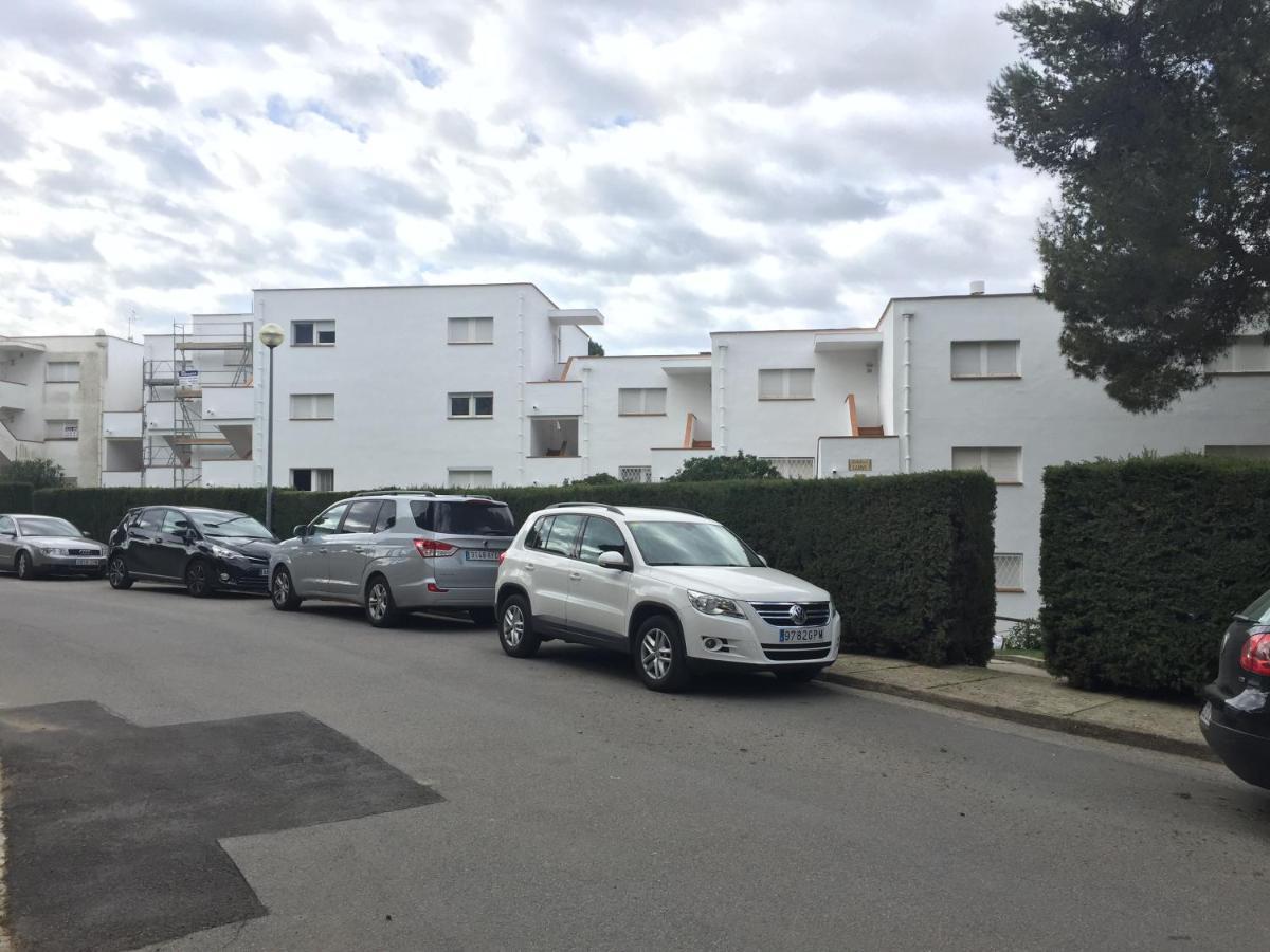 Politur Apartment Кастел Пладжа де Аро Екстериор снимка