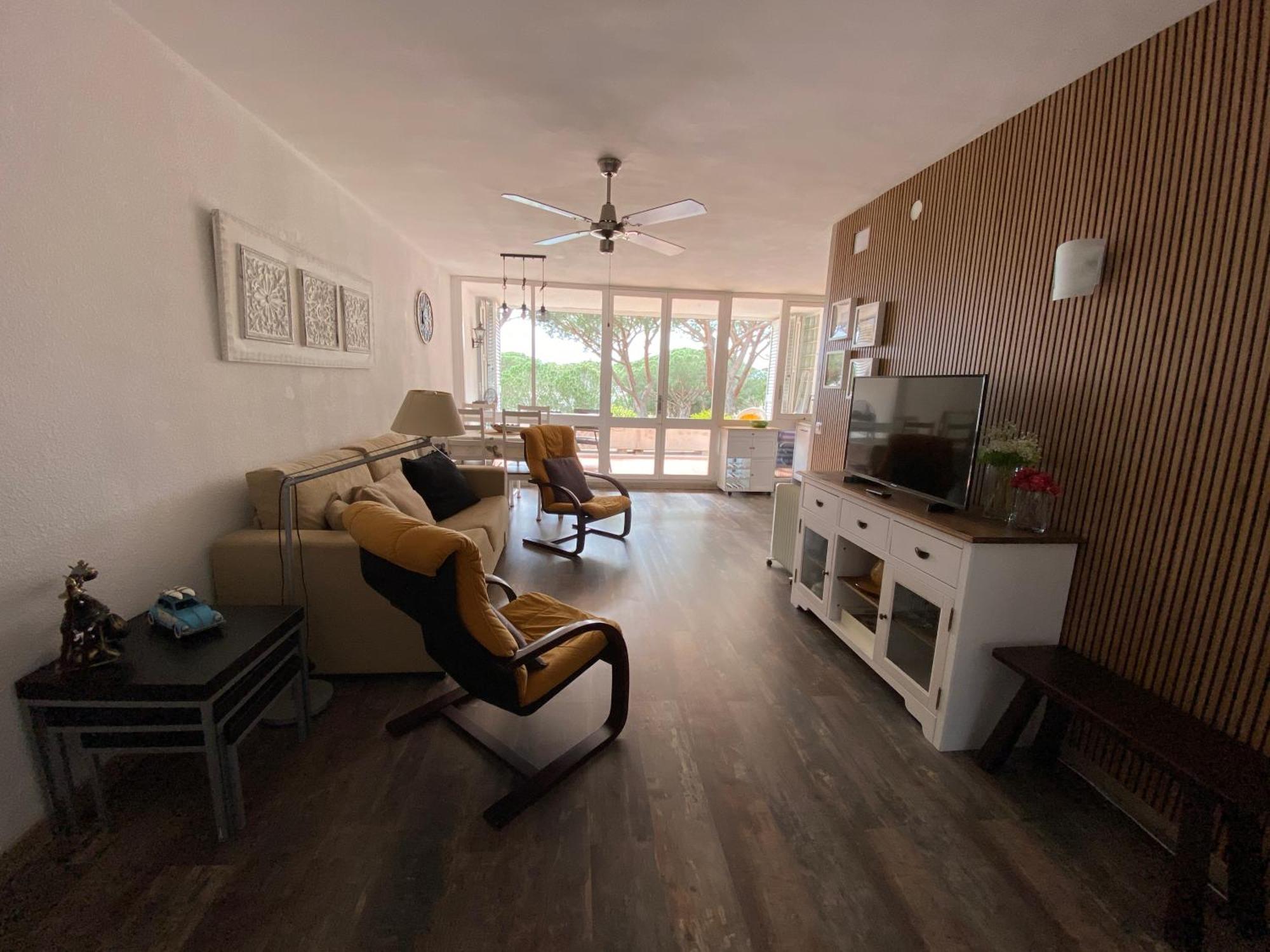 Politur Apartment Кастел Пладжа де Аро Екстериор снимка