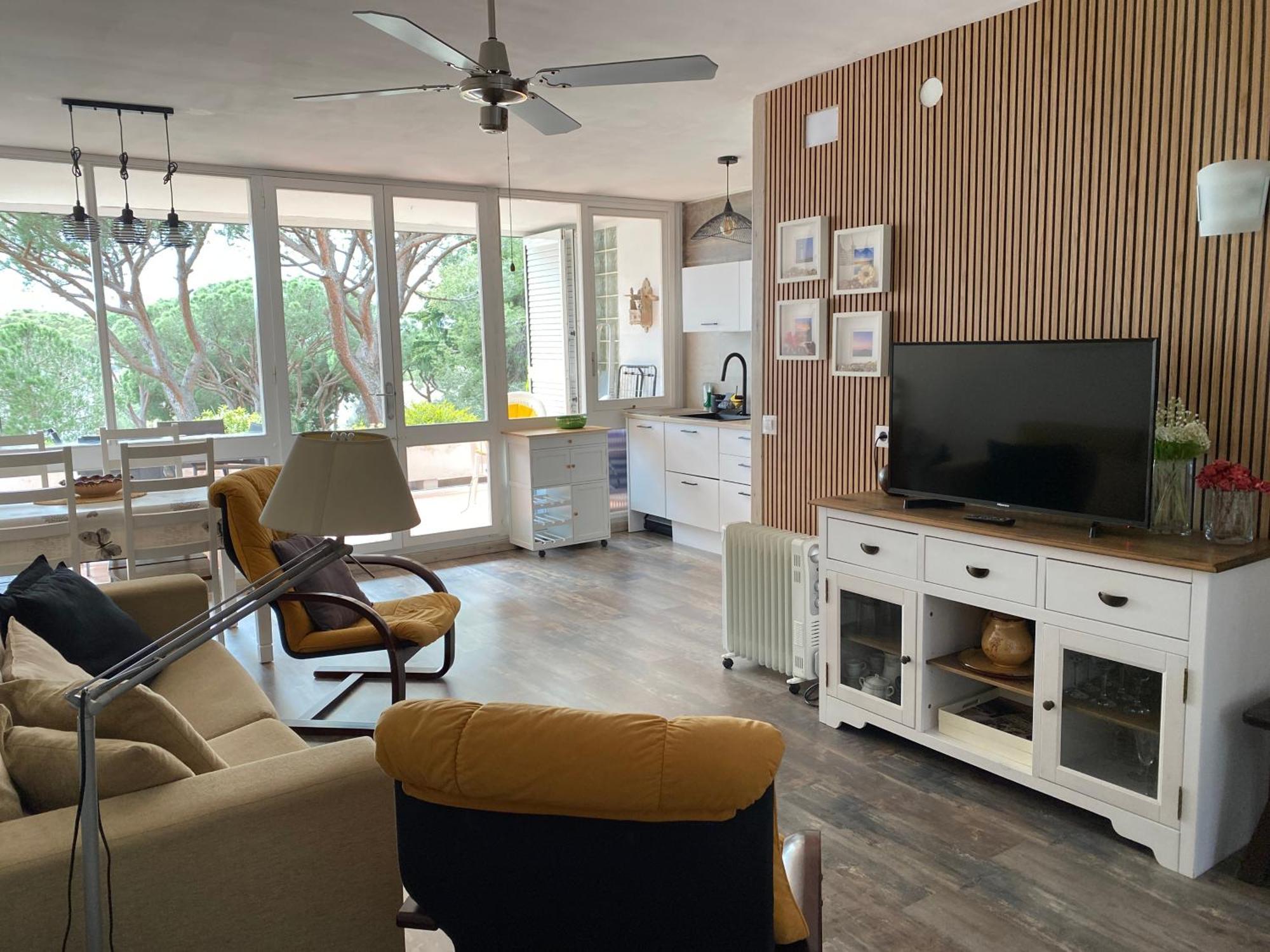 Politur Apartment Кастел Пладжа де Аро Екстериор снимка